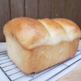 老麺法で作る柔らかミルク食パン